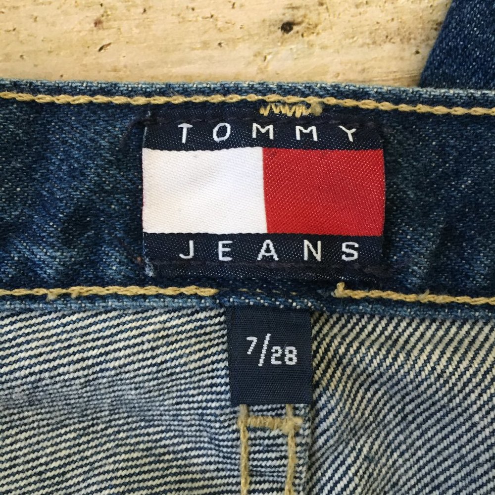 VTG 90’s Tommy Hilfiger High Waisted Mom Jeans 6 - Picture 6 of 7